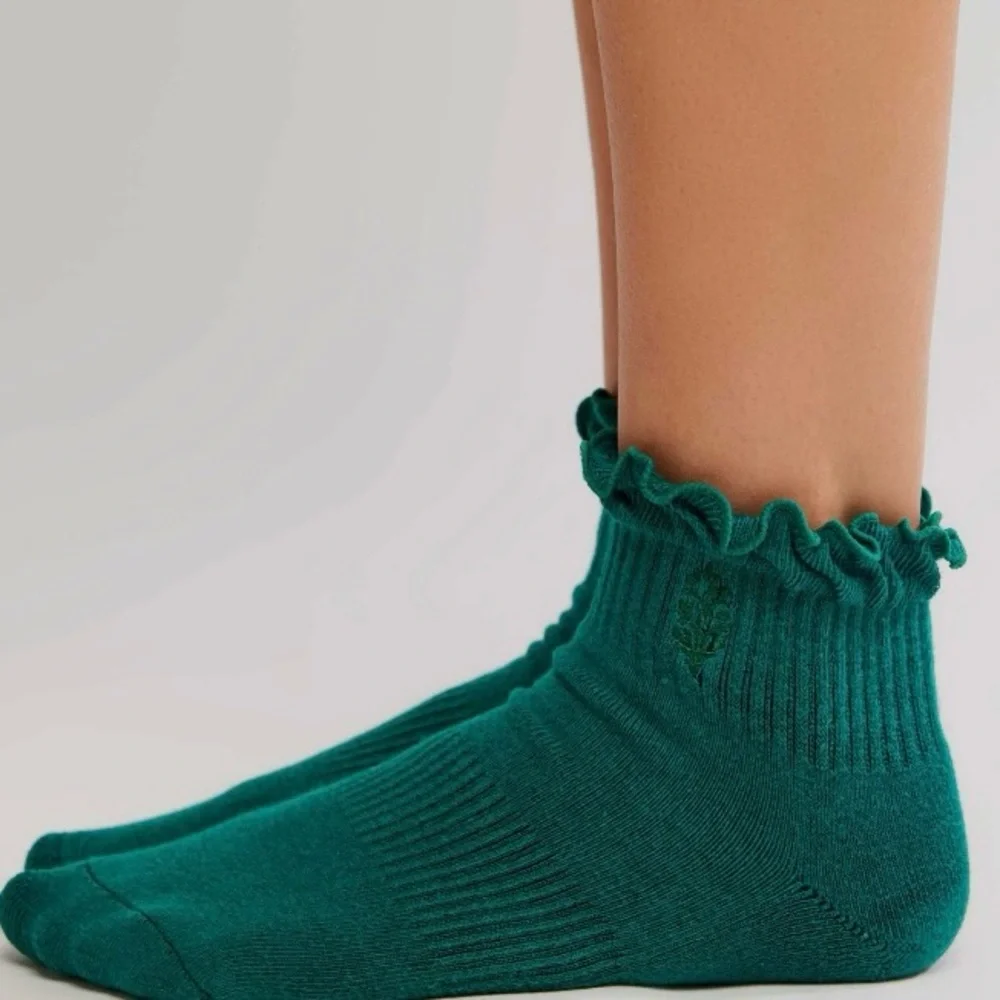 FP Movement by Free People Classic Ruffle Sport Socks (Midnight Jade) NWT